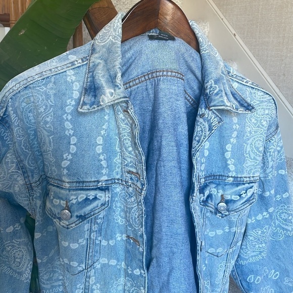 Wild Fable Oversized Bohemian Jean Jacket - Picture 4 of 11